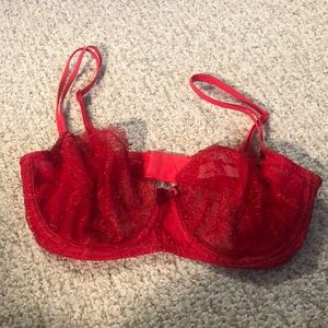 Victoria’s Secret unlined demi